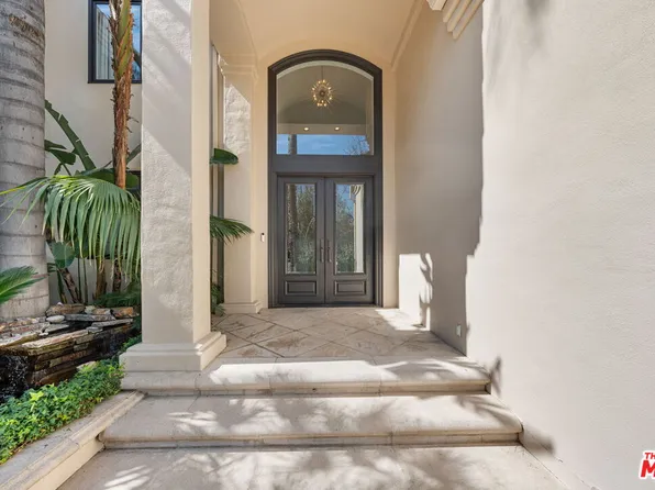 4730 Azucena Rd, Woodland Hills, CA 91364