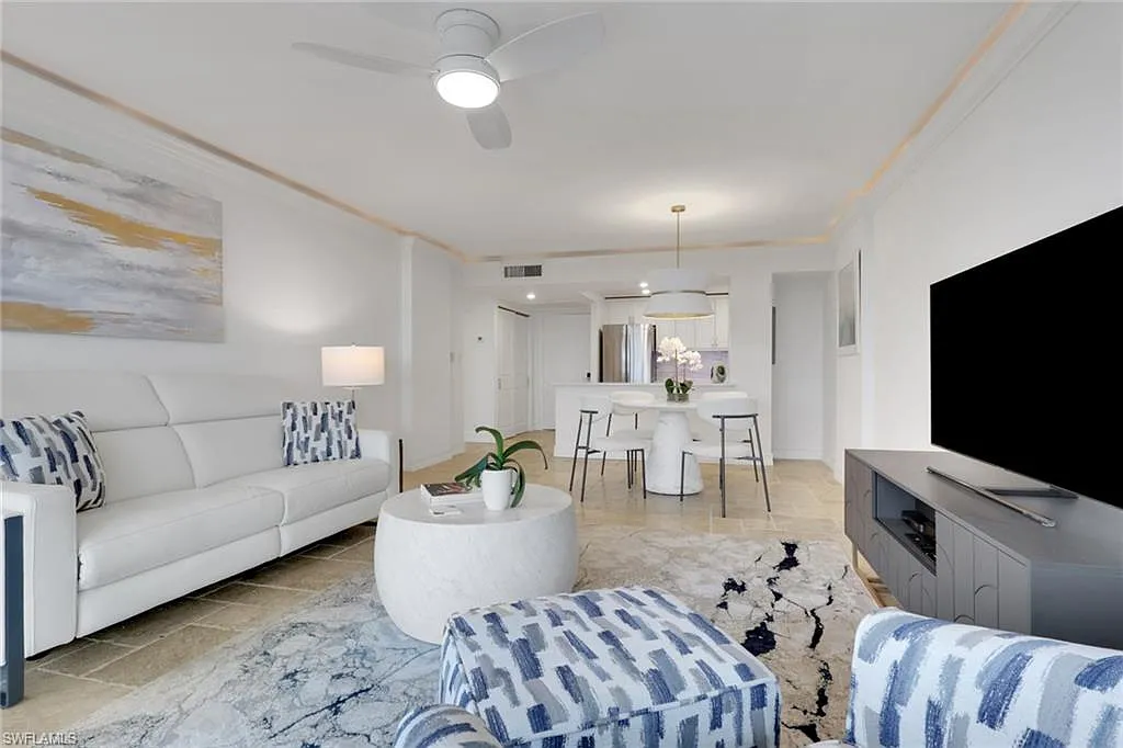 1 bed, 1.0 bath, 896 sqft, $6,500 — Photo 3