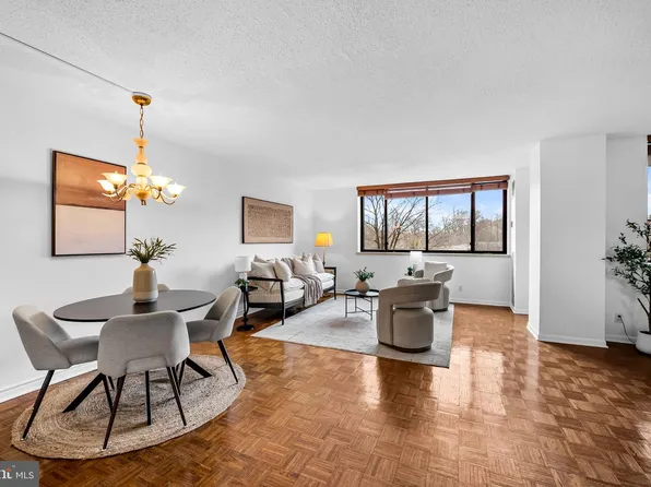 111 Hamlet Hill Rd Unit 610, Baltimore, MD 21210