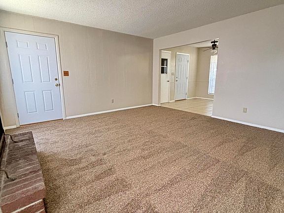 3rd image of 3909 Moonlight Ave