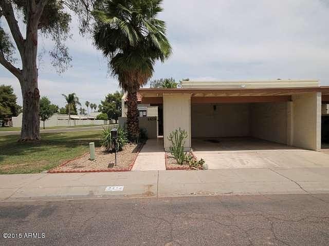 1st image of 2414 W Voltaire Ave