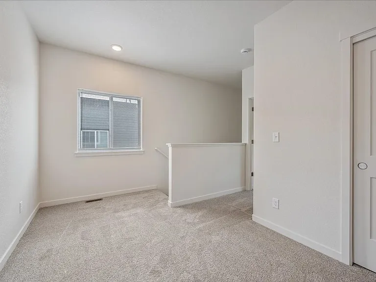 1724 Richard Martin Dr — Photo 20