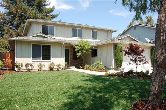 1st image of 945 Buckeye Dr
