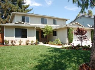 945 Buckeye Dr, Sunnyvale, CA 94086