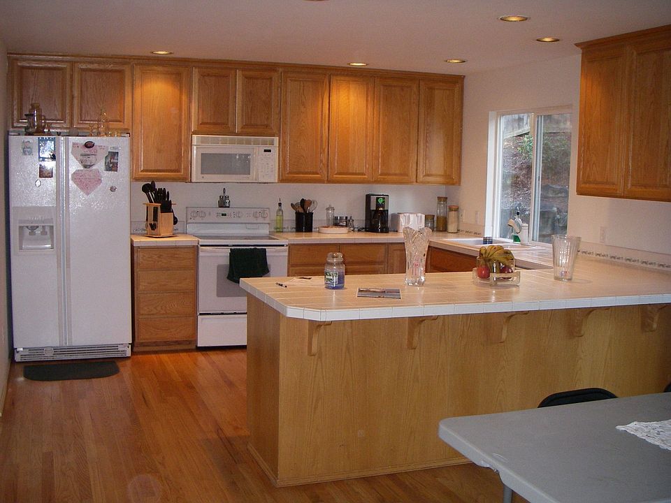 Large open plan kitchen
