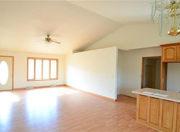 2nd image of 156 Sparks Hill Dr