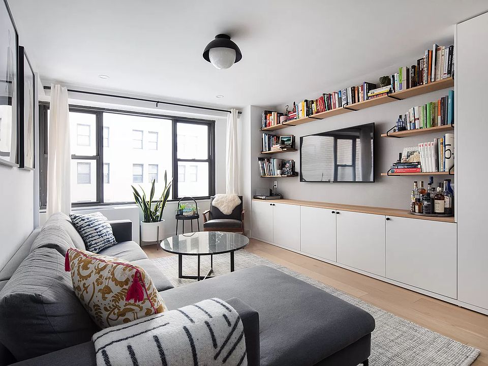 1st image of 85 Livingston St APT 12L