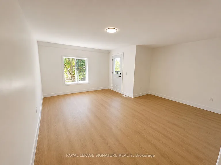 53 Bishop Ave #3 — Photo 8