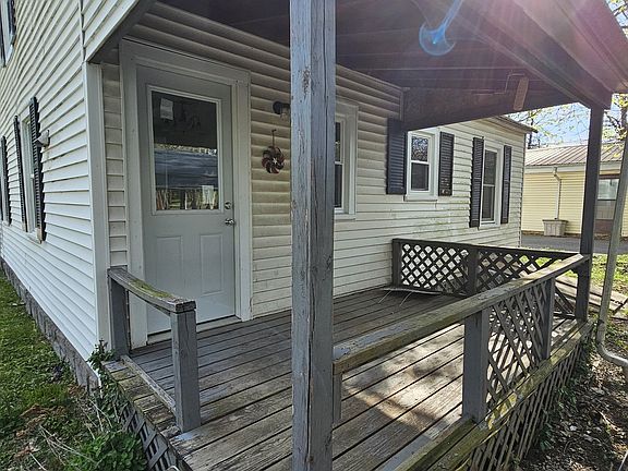 5th image of 415 E Johnson St