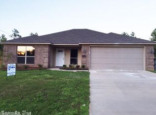 5 Courtfield Dr, Mabelvale, AR 72103