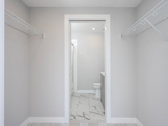 3rd image of 6 Merganser Dr W #4309
