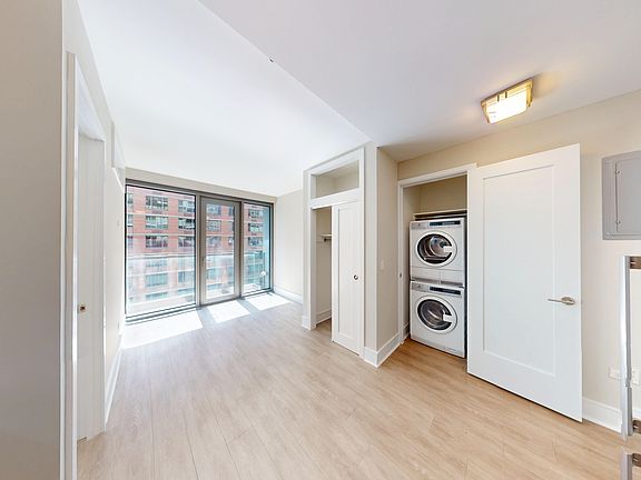 3rd image of 237 E 34th St APT 1502