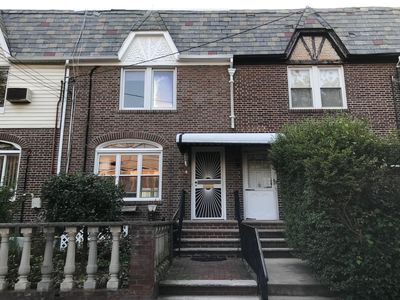 2054 E 27th St, Brooklyn, NY, 11229