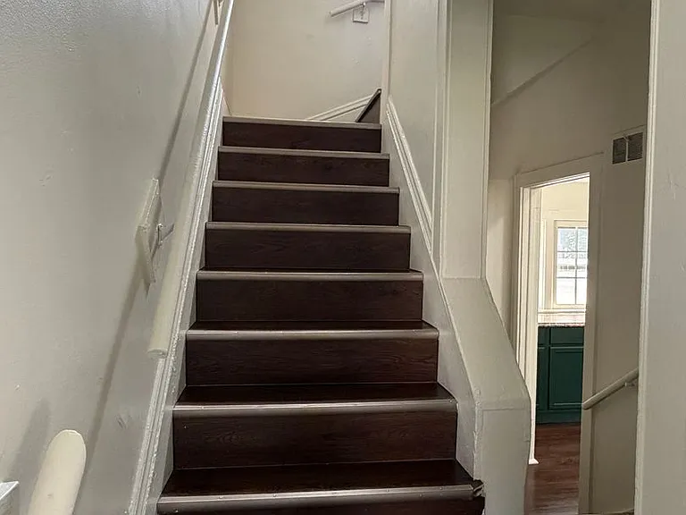 2523 Jones St — Photo 13