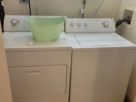 4th image of 555 Harvest Ln #1