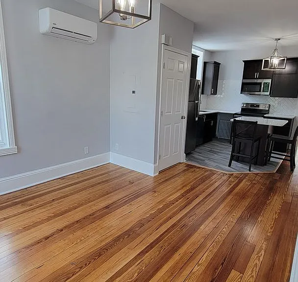 17 E 3rd St #3 — Photo 5