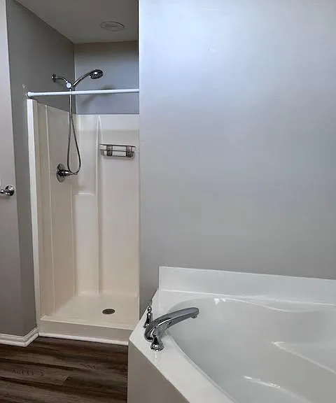 238 Sherbrooke Dr — Photo 10