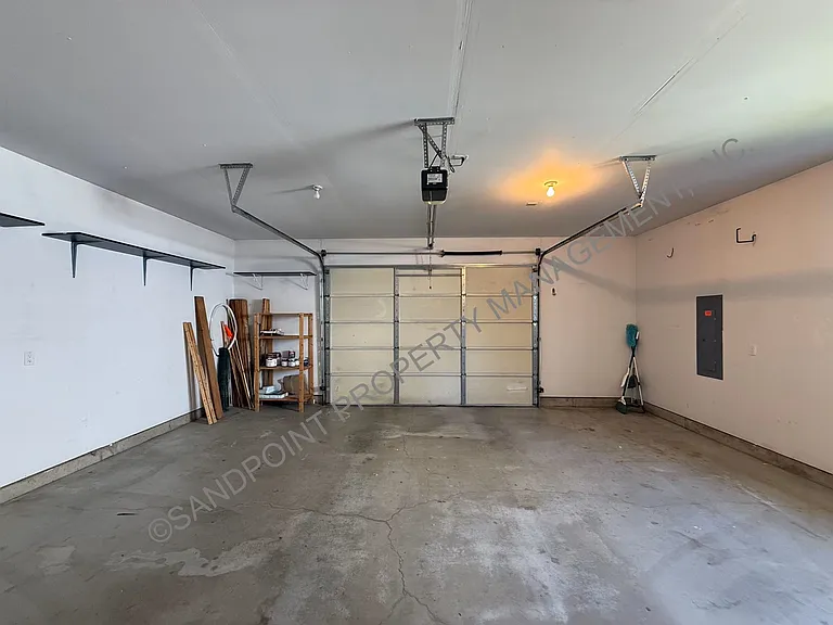 1204 Forsythia Ave — Photo 33