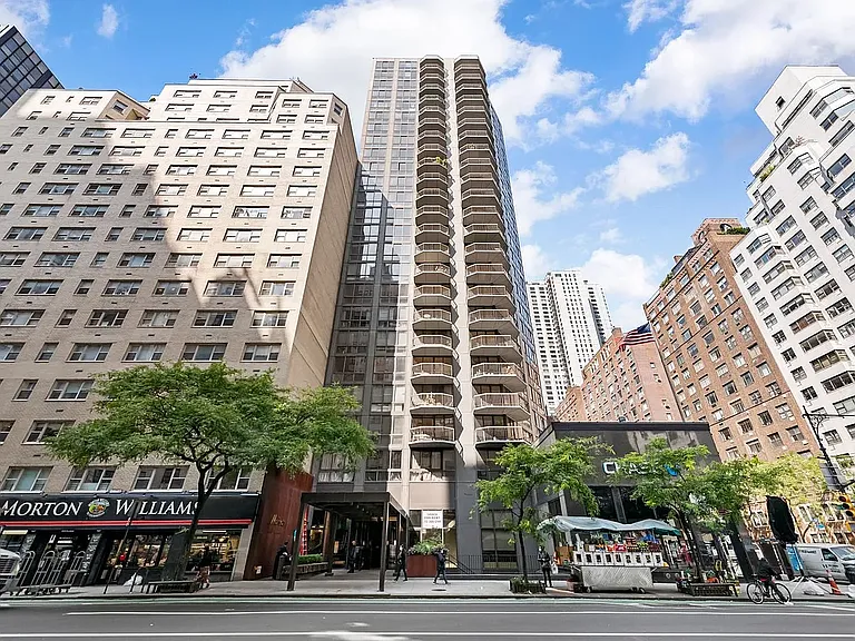 360 E 57th St #5B — Photo 12
