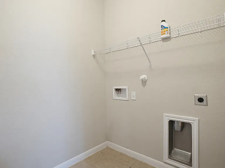 15136 Pandion Dr — Photo 30