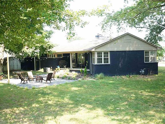 4th image of 1699 Reelfoot Ave