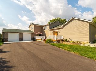 27 N Diamond Mill Rd, Clayton, OH 45315