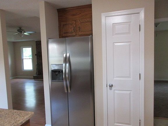 2nd image of 5900 Lost Creek Dr