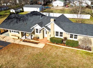 365 Benton St, Huntingdon, TN 38344