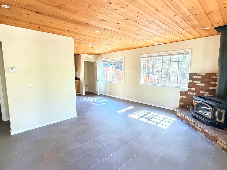 52830 Pine Cove Rd — Photo 3