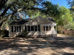 536 Woodbury Rd, Jackson, MS 39206