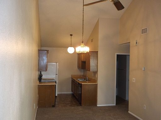 3rd image of 602 N May St Unit 44