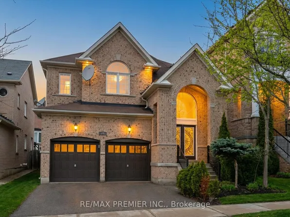 170 Ascalon Dr, Vaughan, ON L6A 0M8