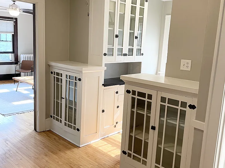 Ashland & Laurel Apartments — Photo 4