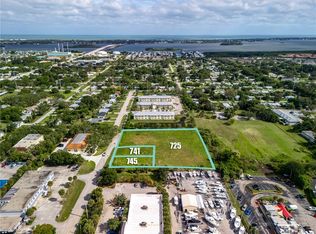 725 15th Pl, Vero Beach, FL 32960