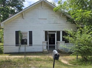 502 E Walker St, Wrens, GA 30833