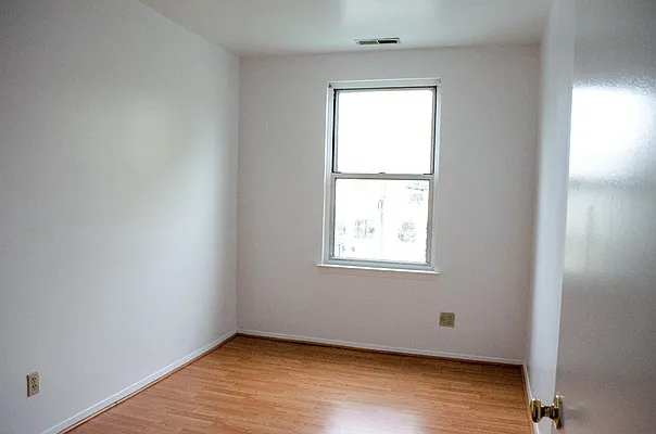 Rented by Compass | media 13