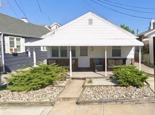 3 N Franklin Ave, Margate, NJ 08402