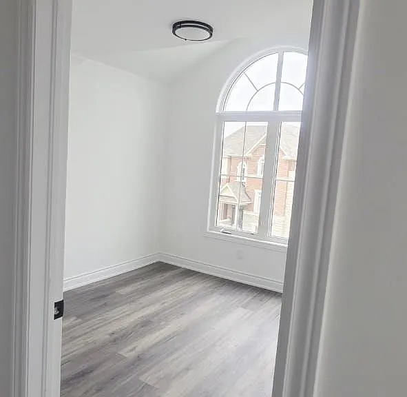 50 Rockman Cres — Photo 24