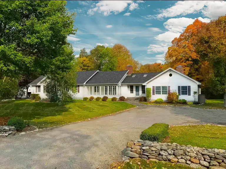 403 Lower Hollow Rd — Photo 24