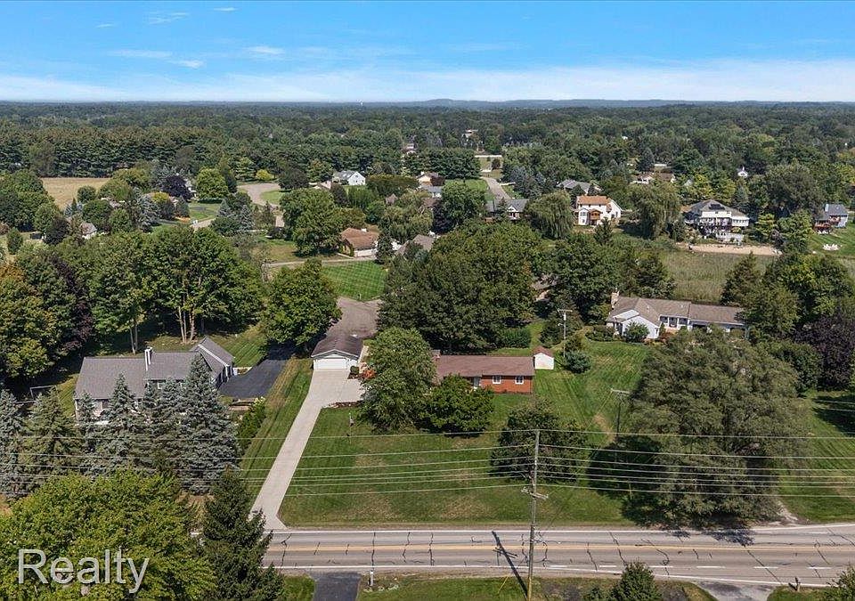 12821 Ten Mile Rd, photo 28