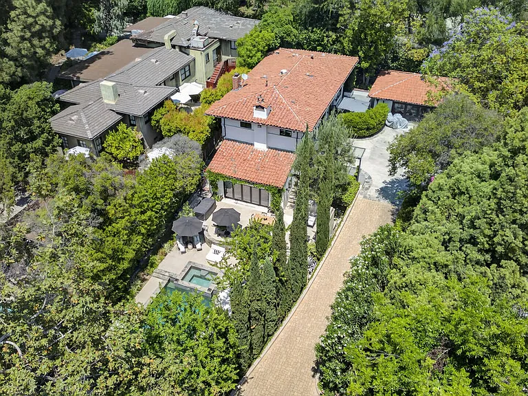 760 S San Rafael Ave — Photo 45