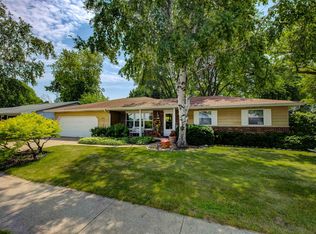 1155 W Linwood Ave, Oshkosh, WI 54901