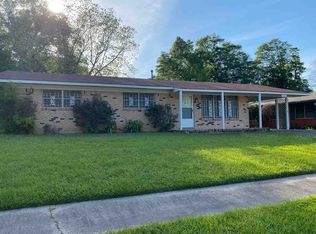 3501 Robinhood Ln, Texarkana, TX 75501