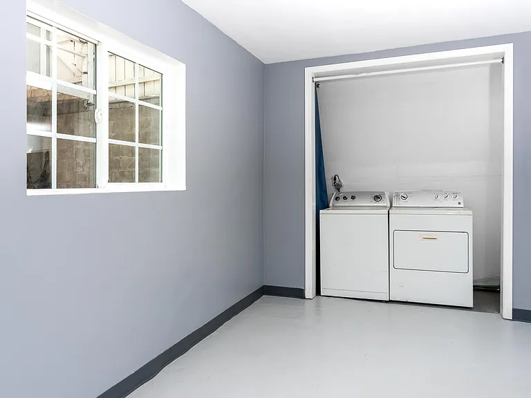 2336 Sumac Dr #2 — Photo 16