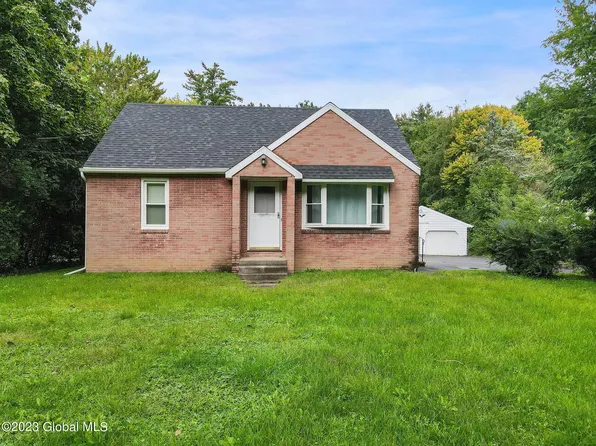 1497 Sunset Road, Castleton On Hudson, NY 12033