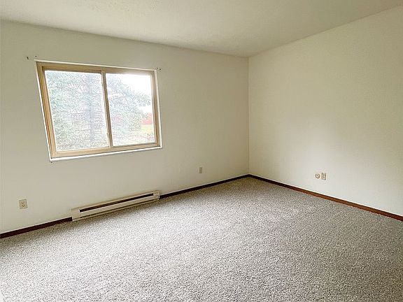 2nd image of 805-811 E 10th St #7