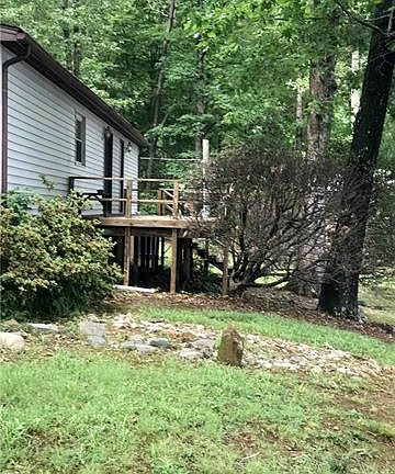5th image of 8176 Drake Ct