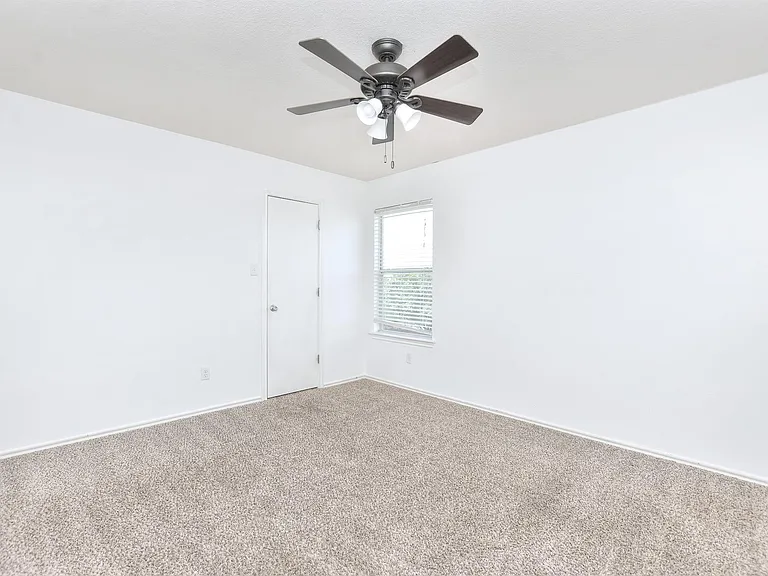 233 Brandons Way — Photo 27