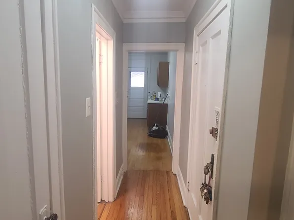 2437 W Logan Blvd #1F, Chicago, IL 60647