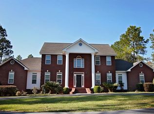 193 Shadowood Dr, Moultrie, GA 31768